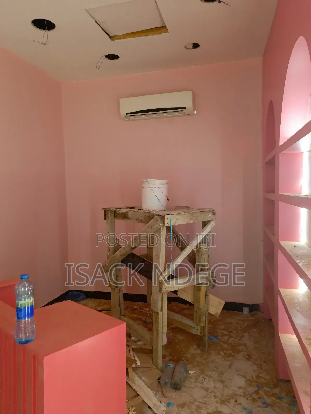 Commercial Frame for Rent Shop