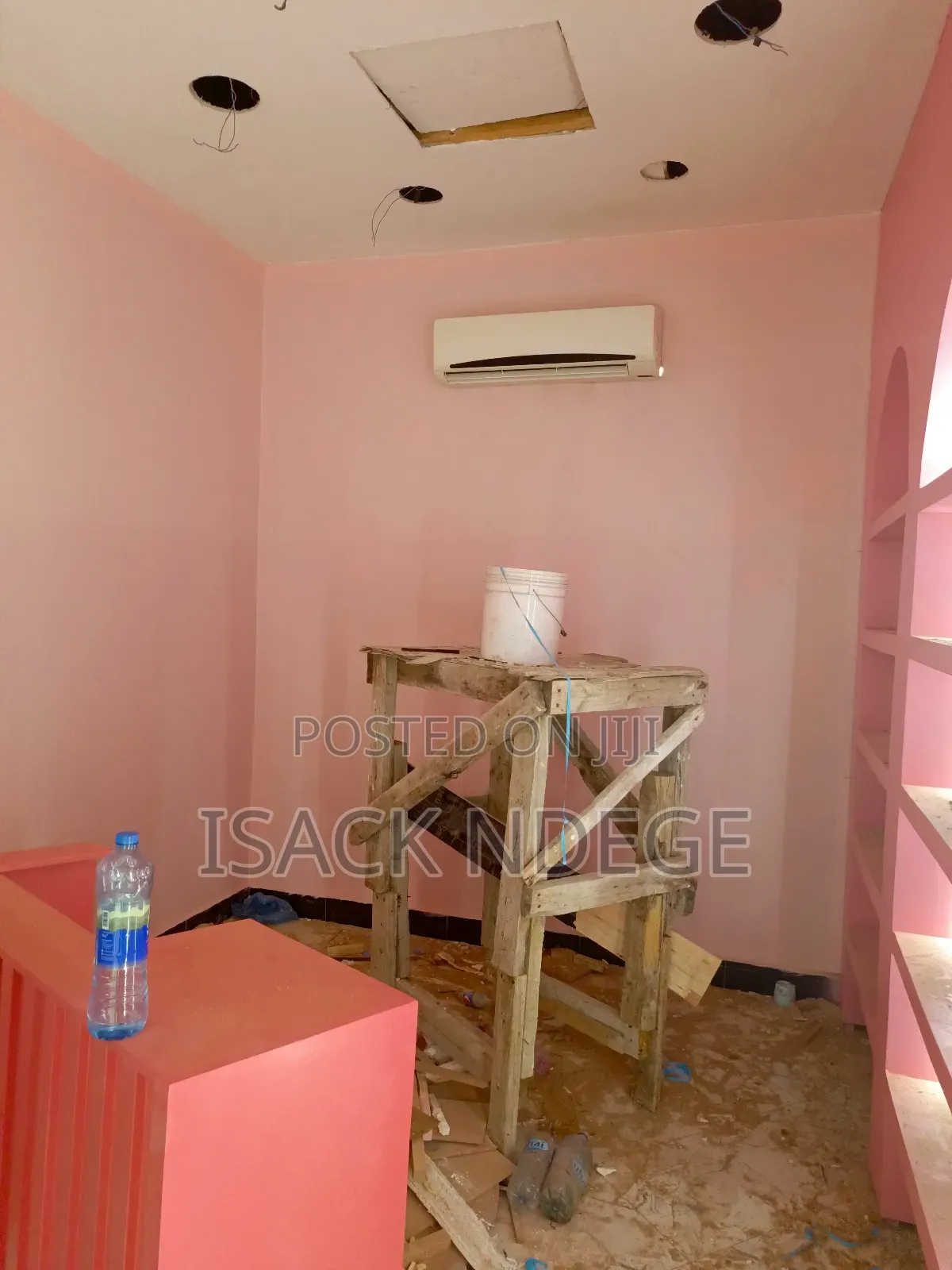 Commercial Frame for Rent Shop