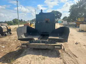 Clearance Sale!! Ex Uk Asphalt Paver/ Mashine Ya Lami