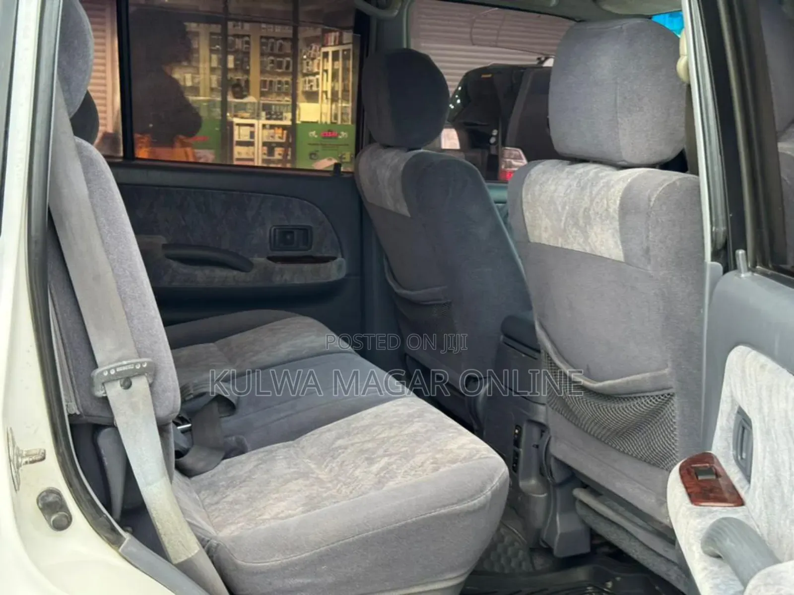 Toyota Land Cruiser 1998 Silver