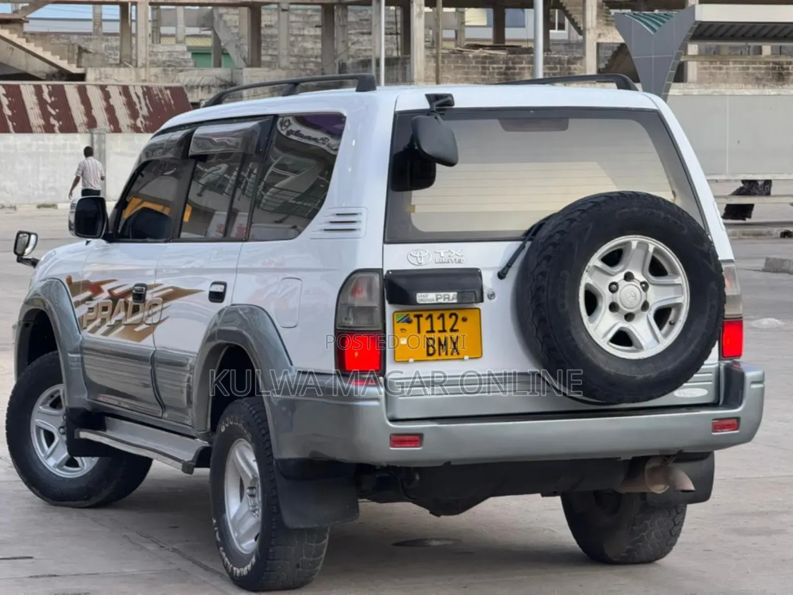 Toyota Land Cruiser 1998 Silver