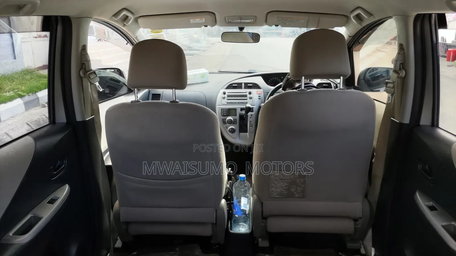 Toyota Ractis 2006 Silver