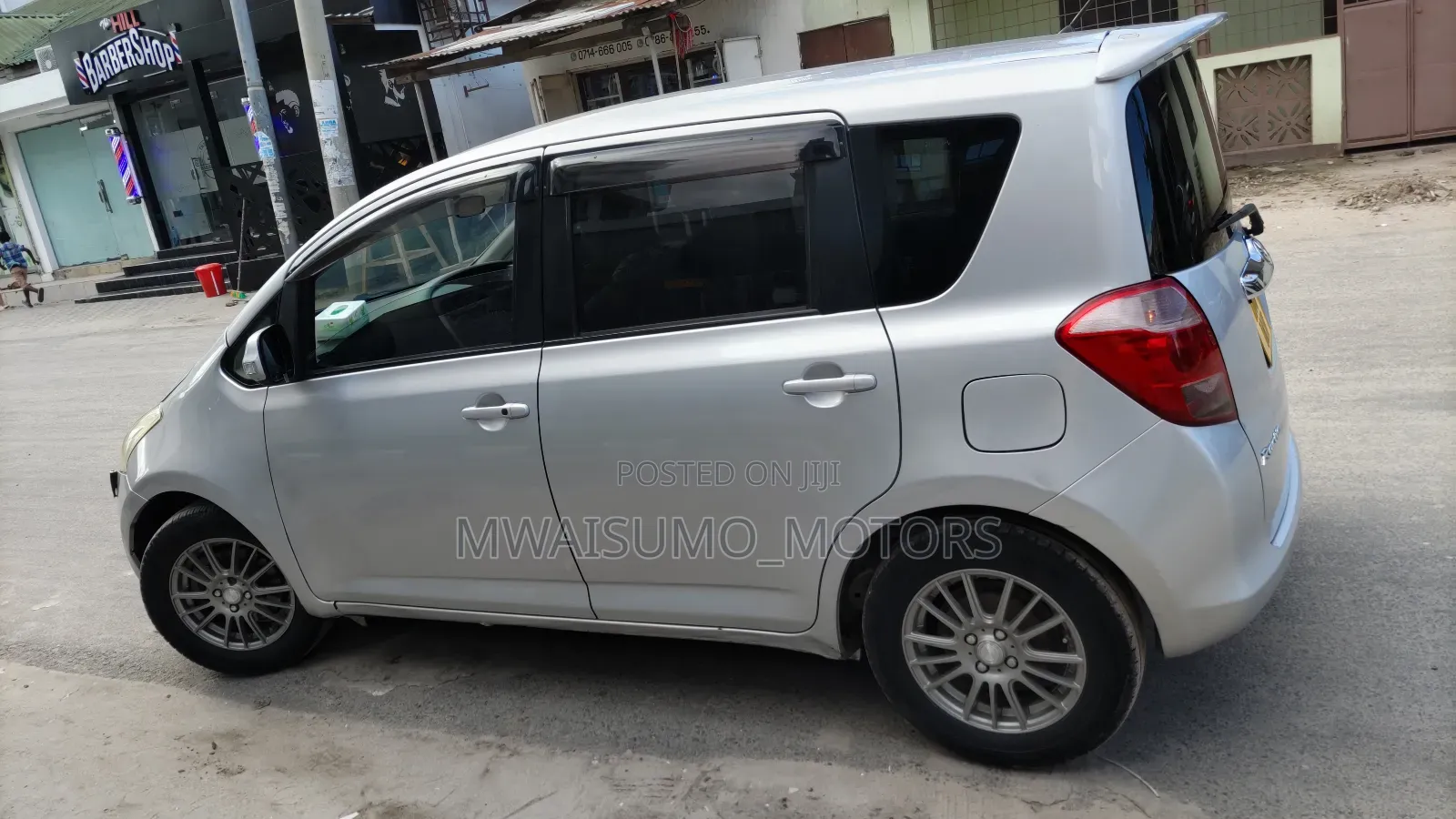 Toyota Ractis 2006 Silver