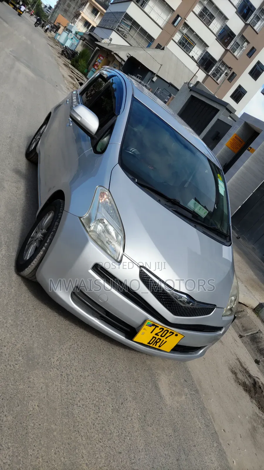 Toyota Ractis 2006 Silver