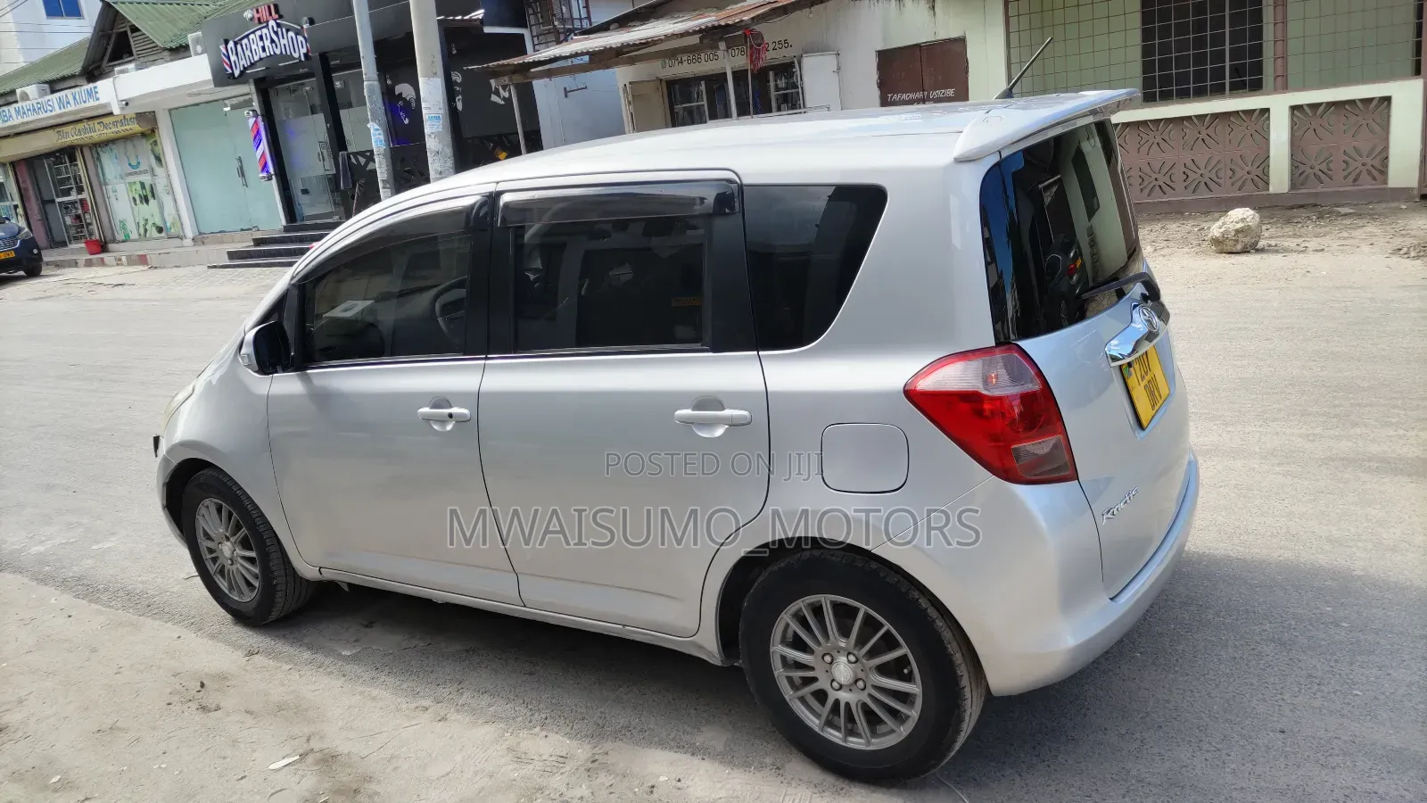 Toyota Ractis 2006 Silver