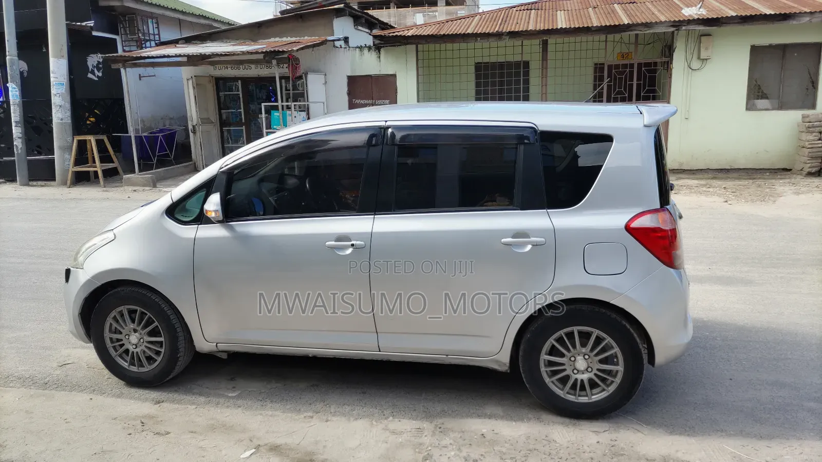 Toyota Ractis 2006 Silver