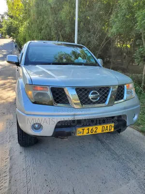 Nissan Navara 2009 Silver