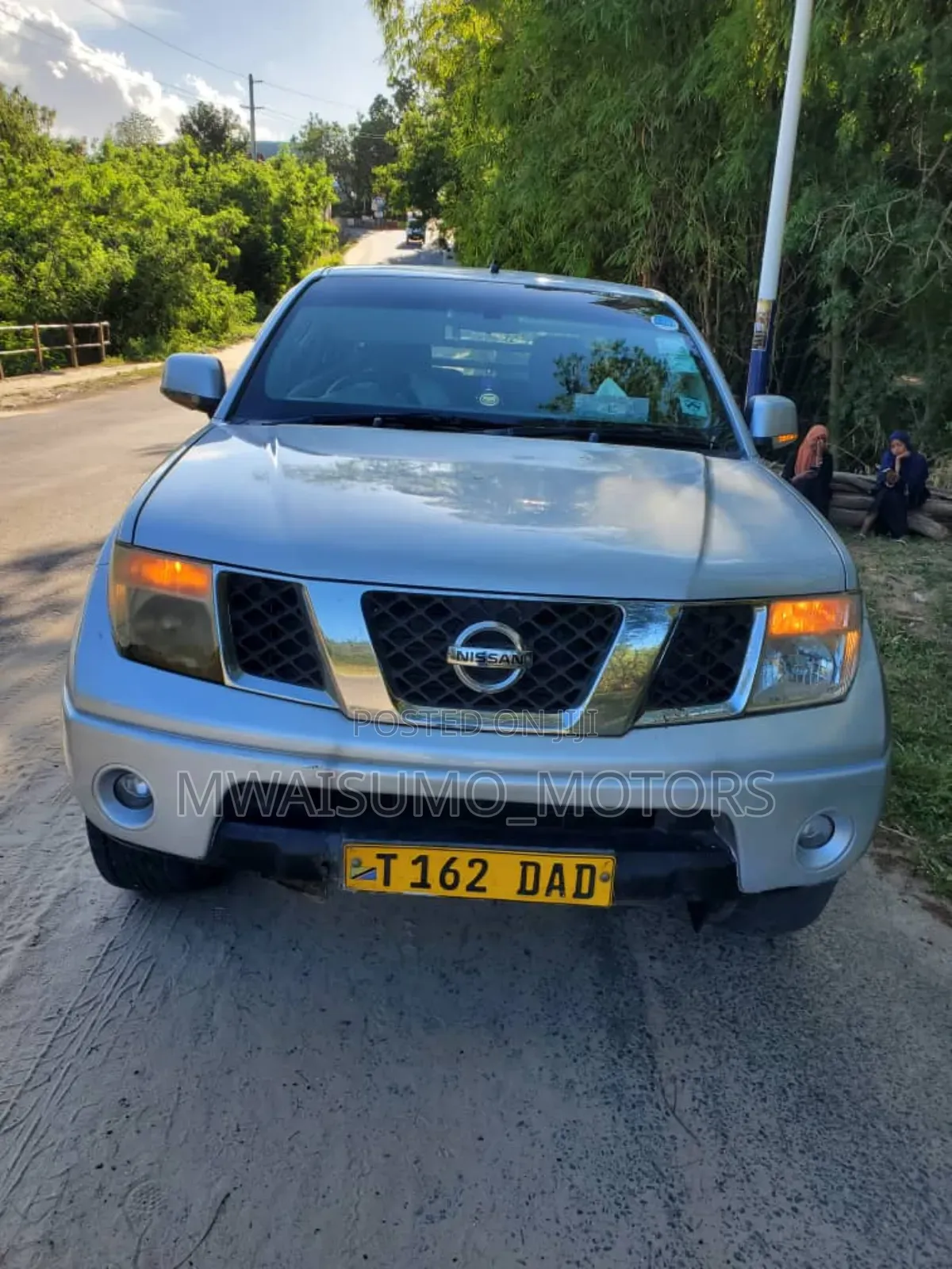 Nissan Navara 2009 Silver