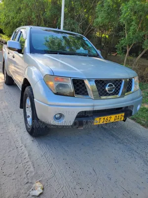 Nissan Navara 2009 Silver