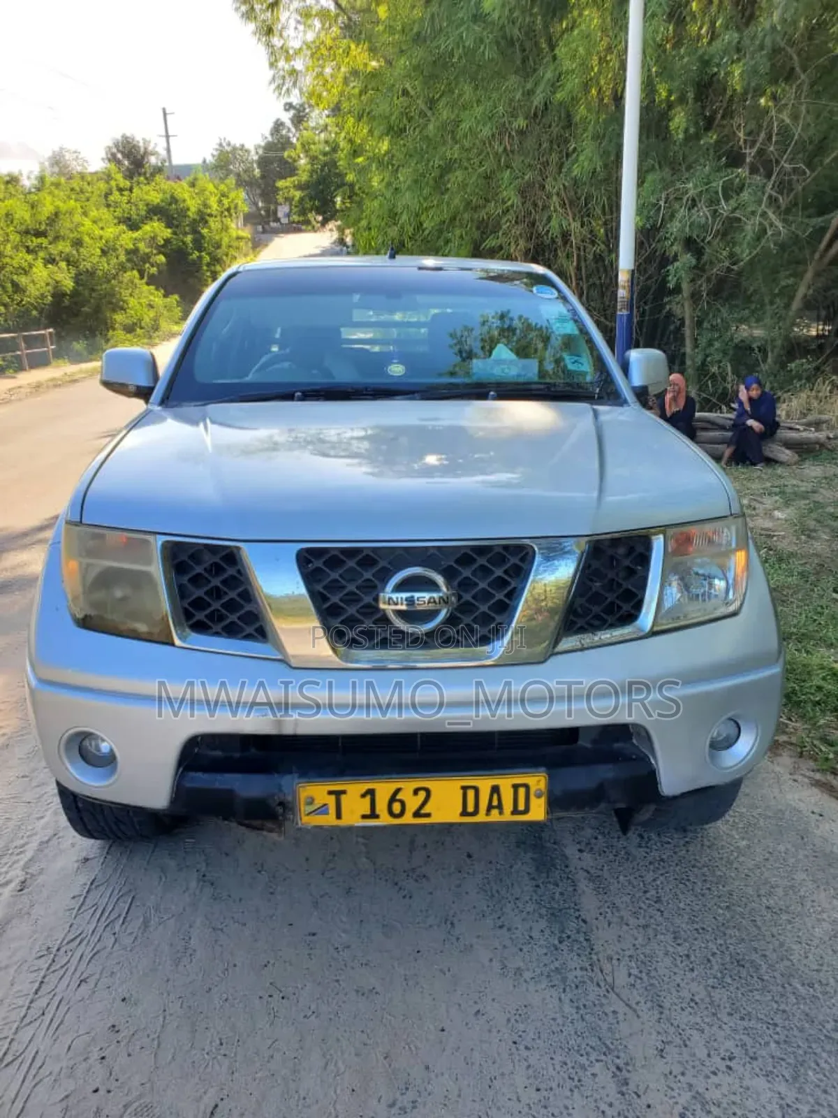 Nissan Navara 2009 Silver