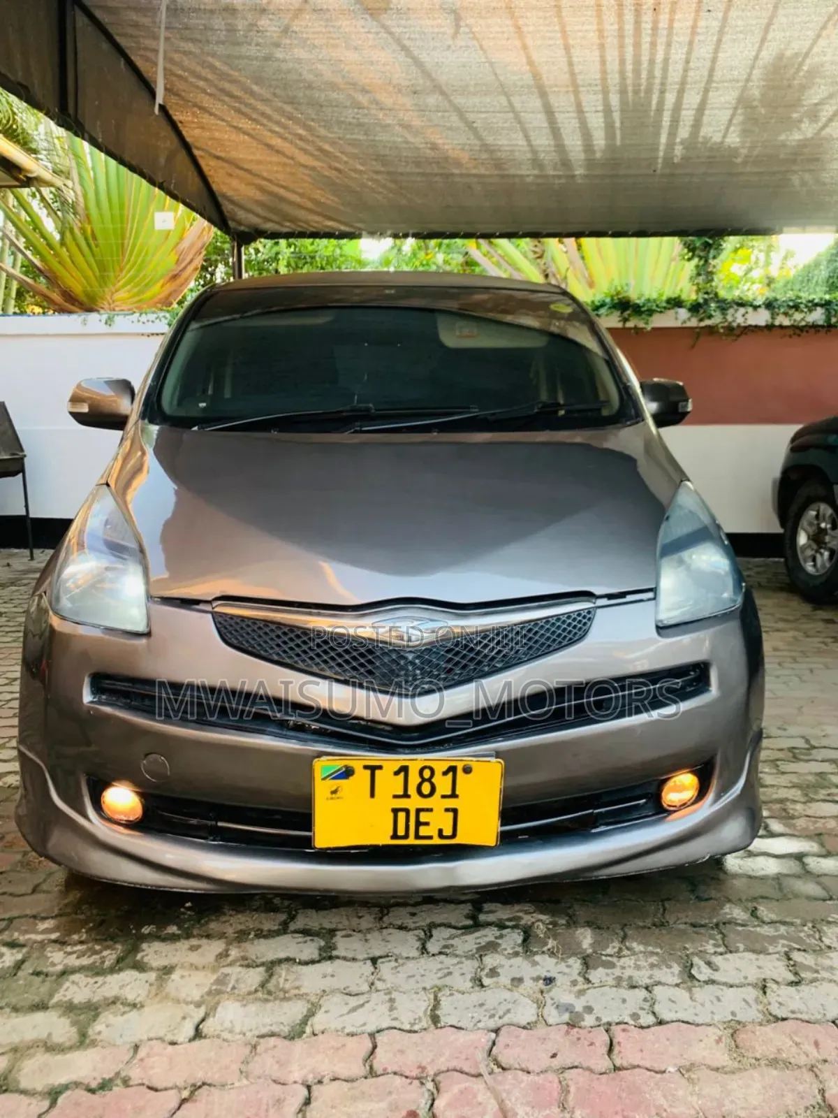 Toyota Ractis 2005 Gray
