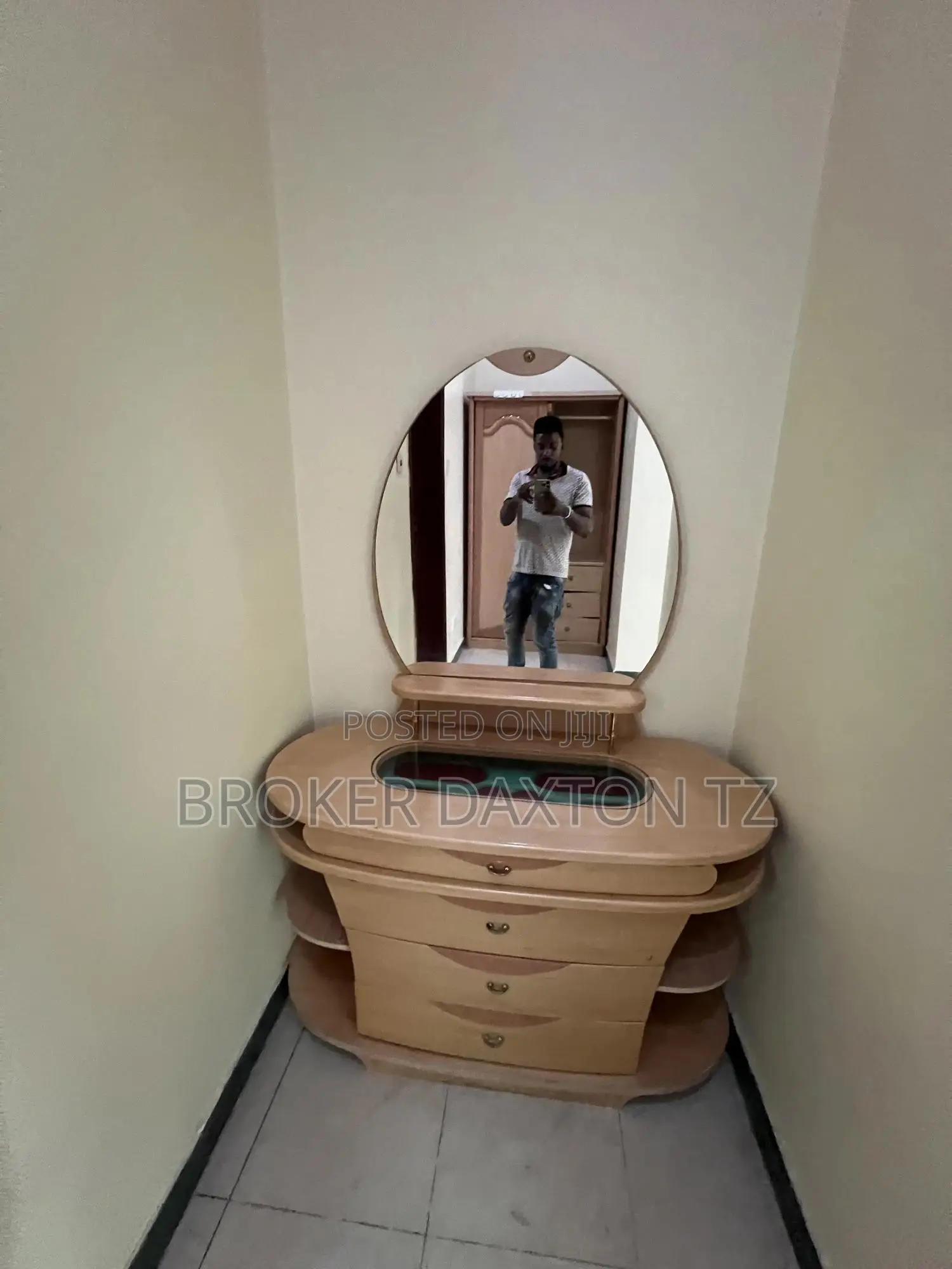 Furnished 4bdrm Villa in Oyster Bay for rent