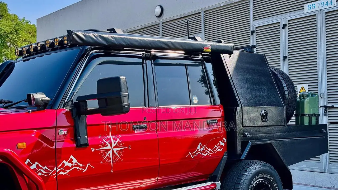 Toyota Land Cruiser 2013 Red