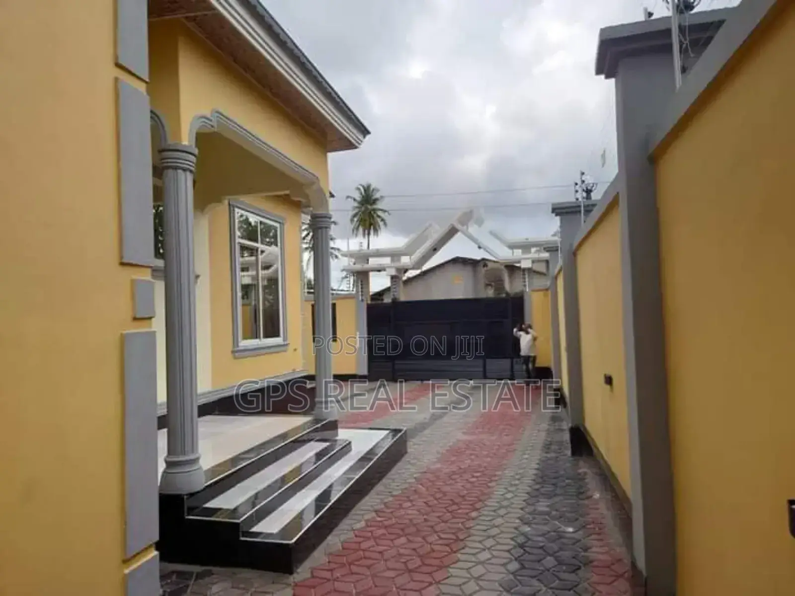 4bdrm House in Mbagala Majimatitu, Kinondoni for sale