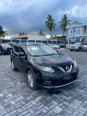 Nissan X-Trail 1.6 Diesel FWD 2014 Black