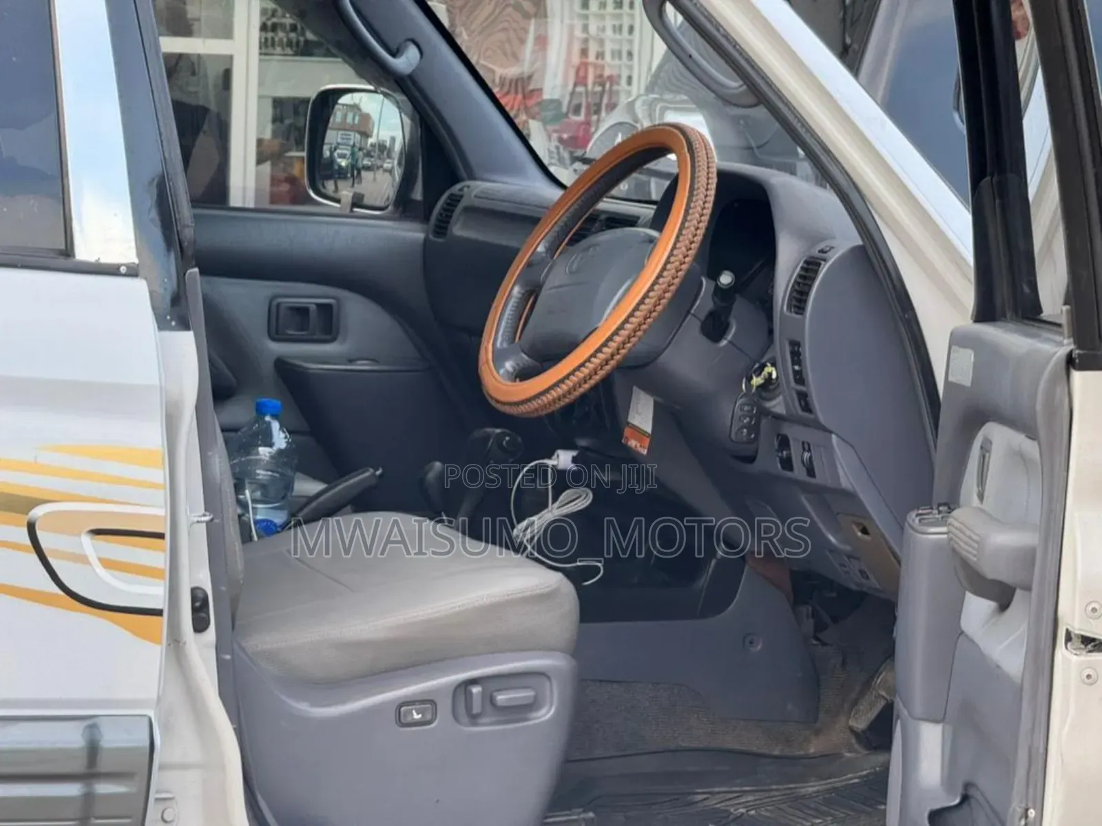 Toyota Land Cruiser Prado 1998 Pearl