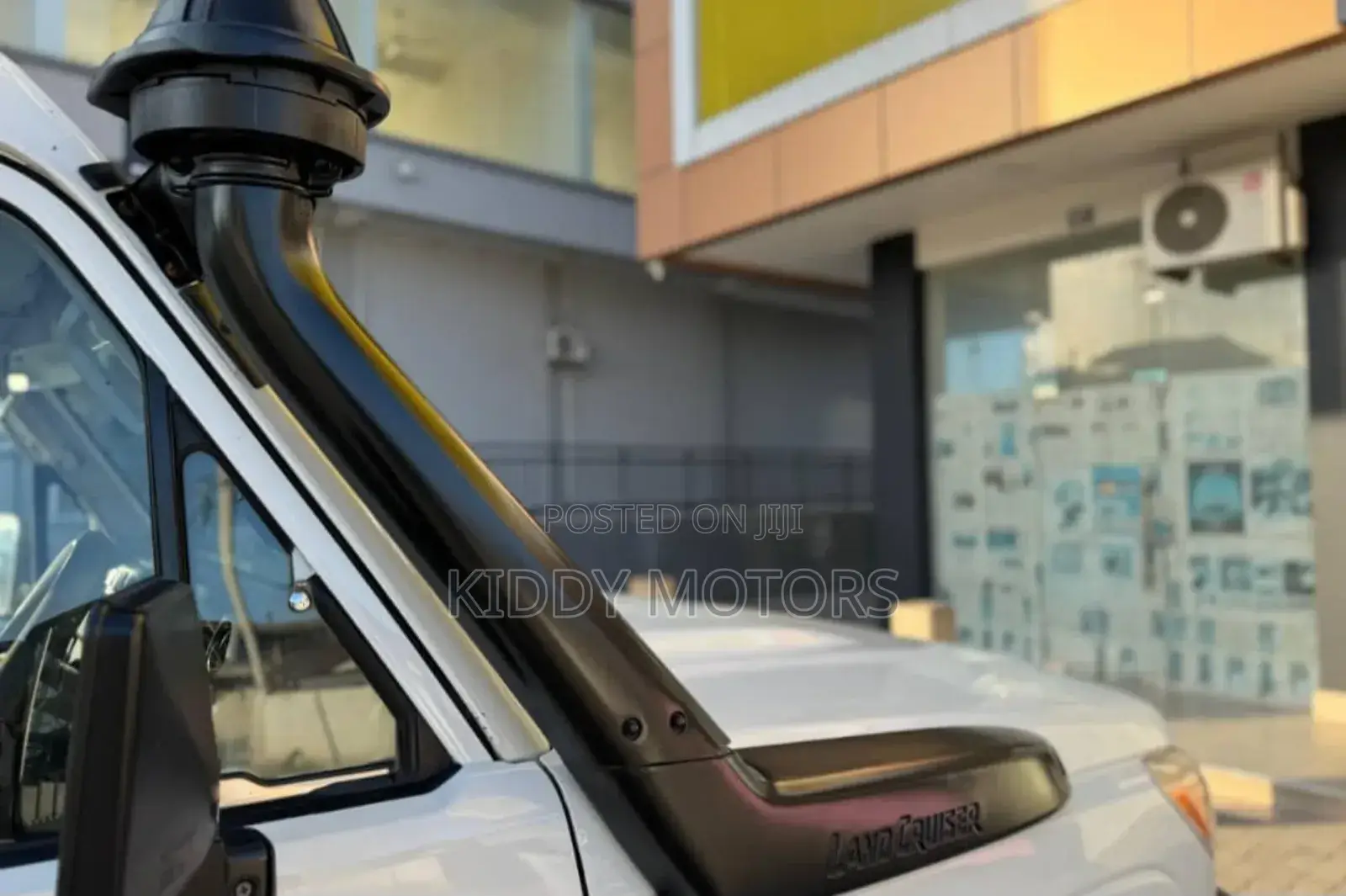 Toyota Land Cruiser 2012 White