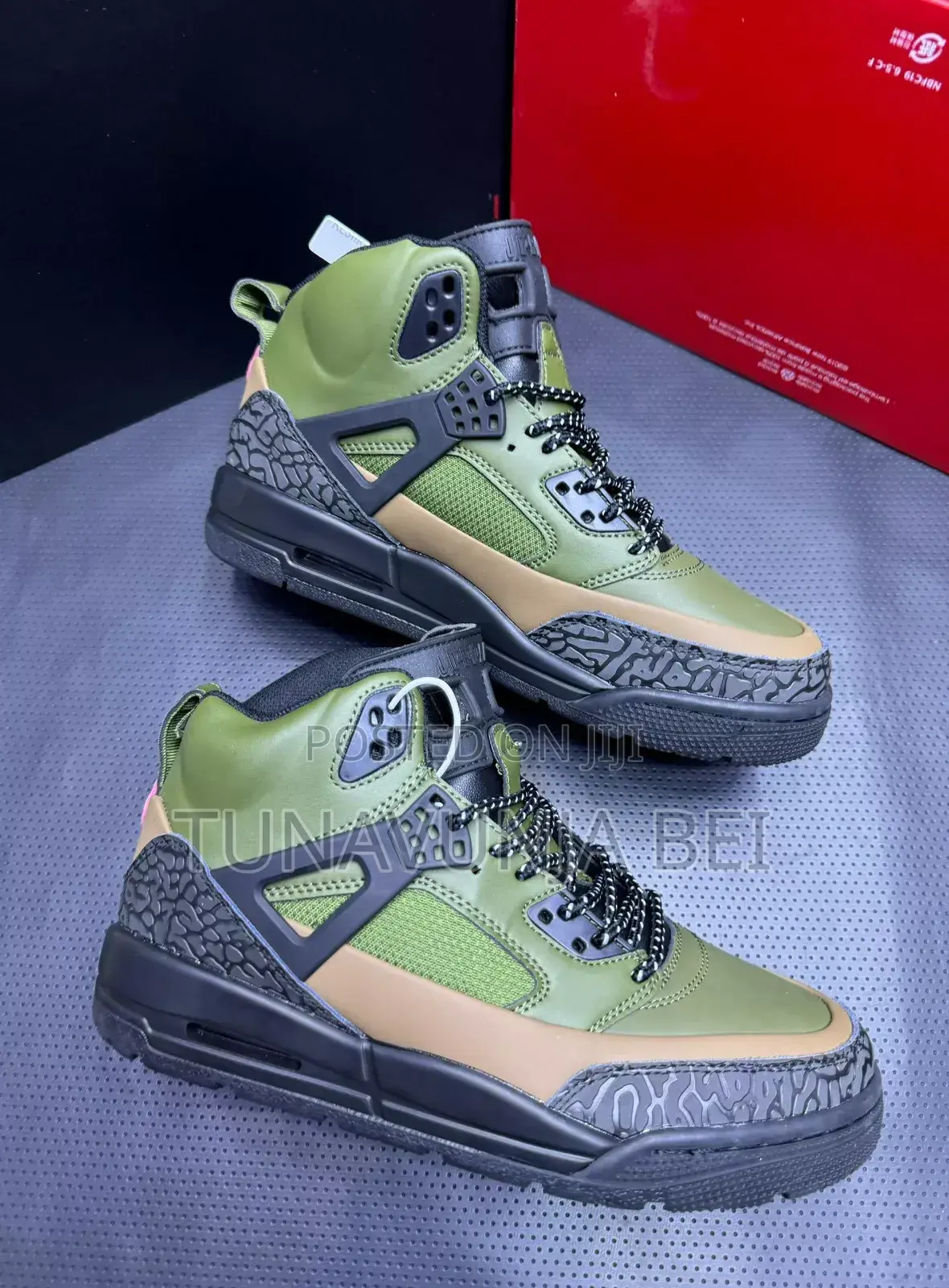 Jorda Sneakers