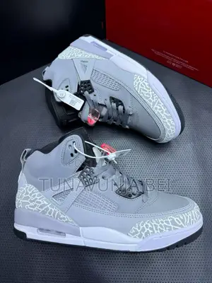 Jorda Sneakers
