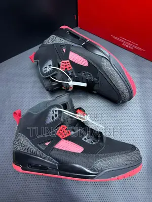 Jorda Sneakers