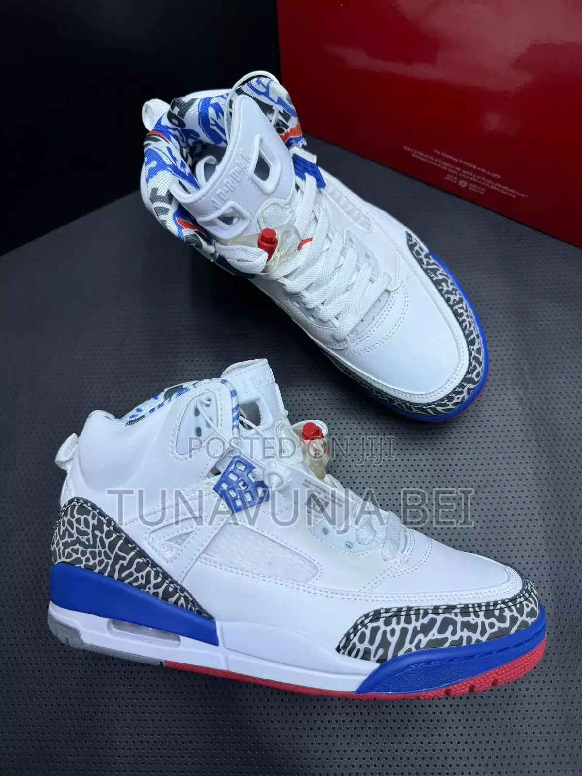 Jorda Sneakers