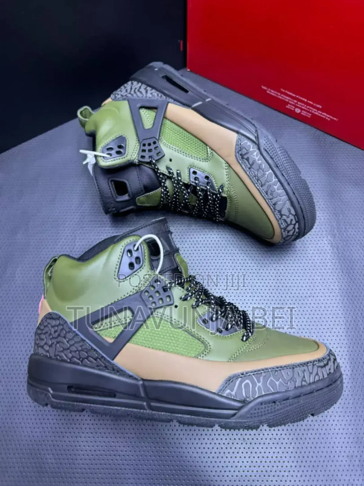 Jorda Sneakers