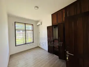 5bdrm Bungalow in Masaki, Kinondoni for rent