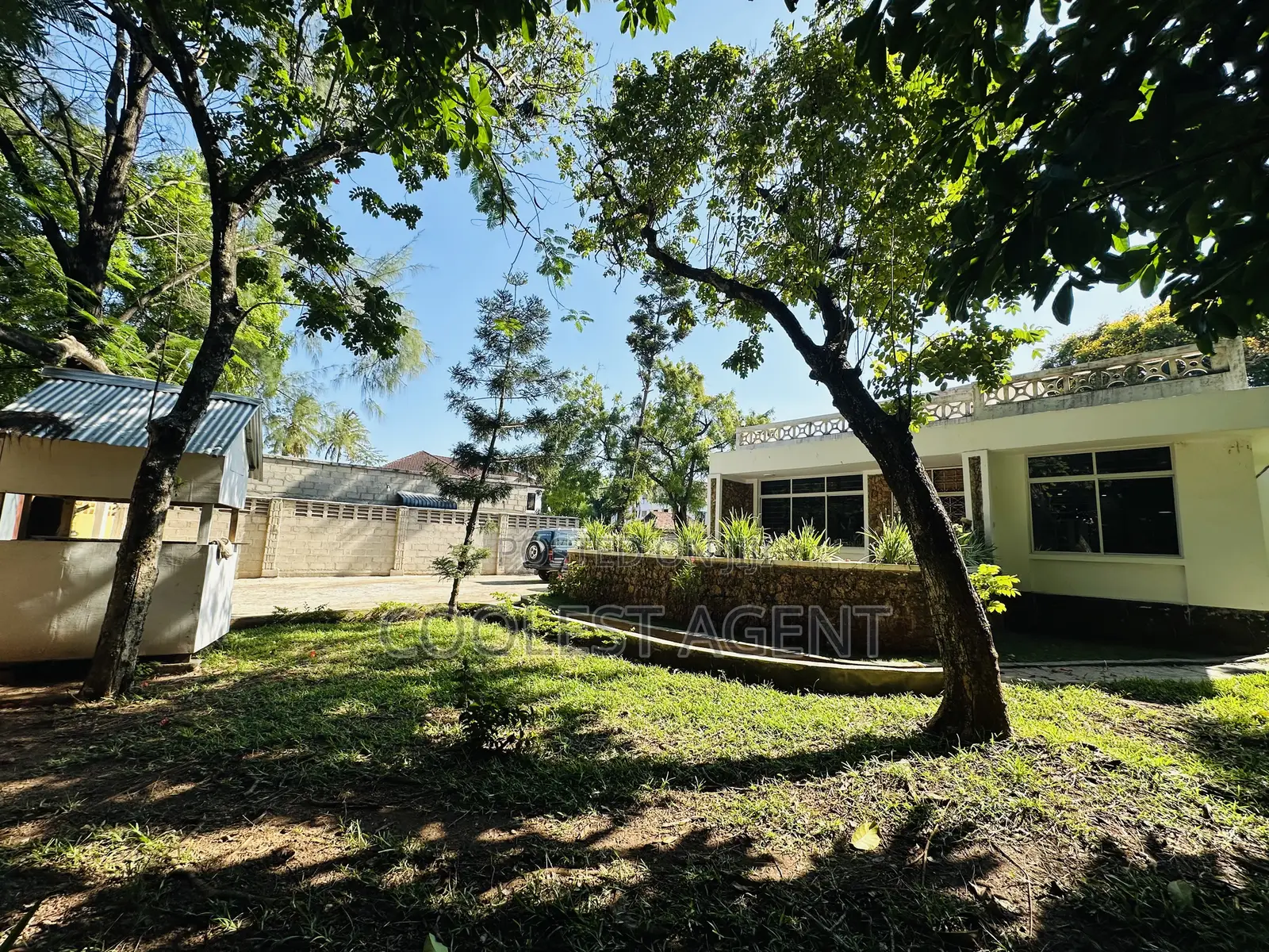 5bdrm Bungalow in Masaki, Kinondoni for rent