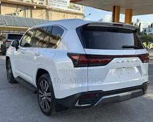 New Lexus LX 2023 White
