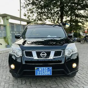 Nissan X-Trail 2011 Black