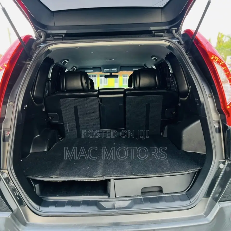 Nissan X-Trail 2011 Black