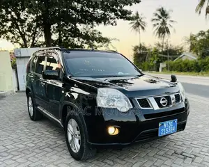Nissan X-Trail 2011 Black