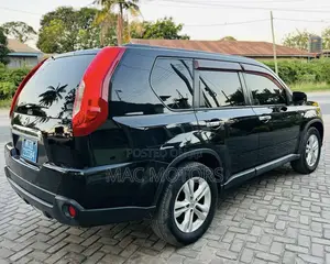 Nissan X-Trail 2011 Black