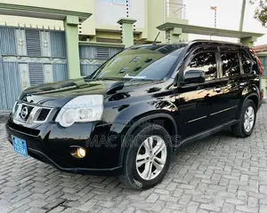 Nissan X-Trail 2011 Black