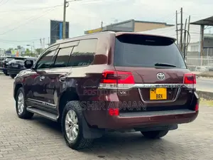 Toyota Land Cruiser 4.5 V8 TD STD 2010 Burgundy