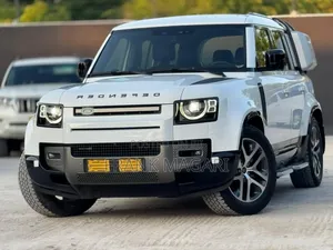 Land Rover Defender 2022 White