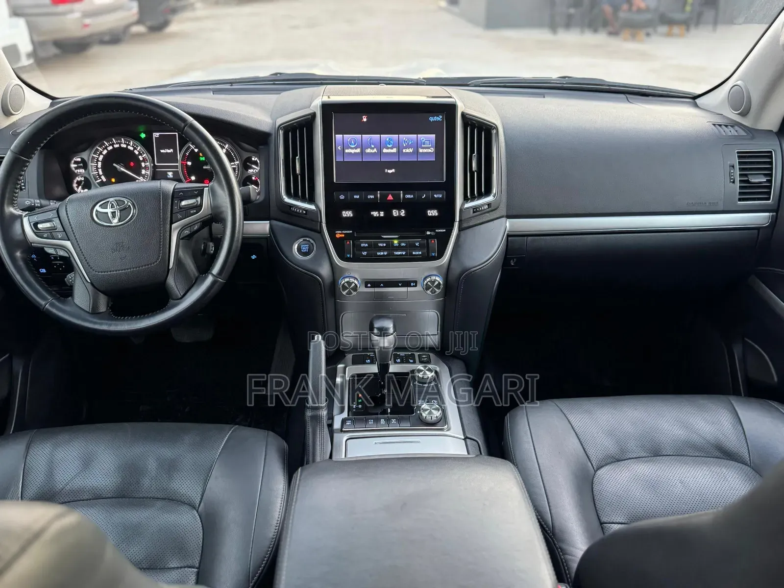 Toyota Land Cruiser 2017 White