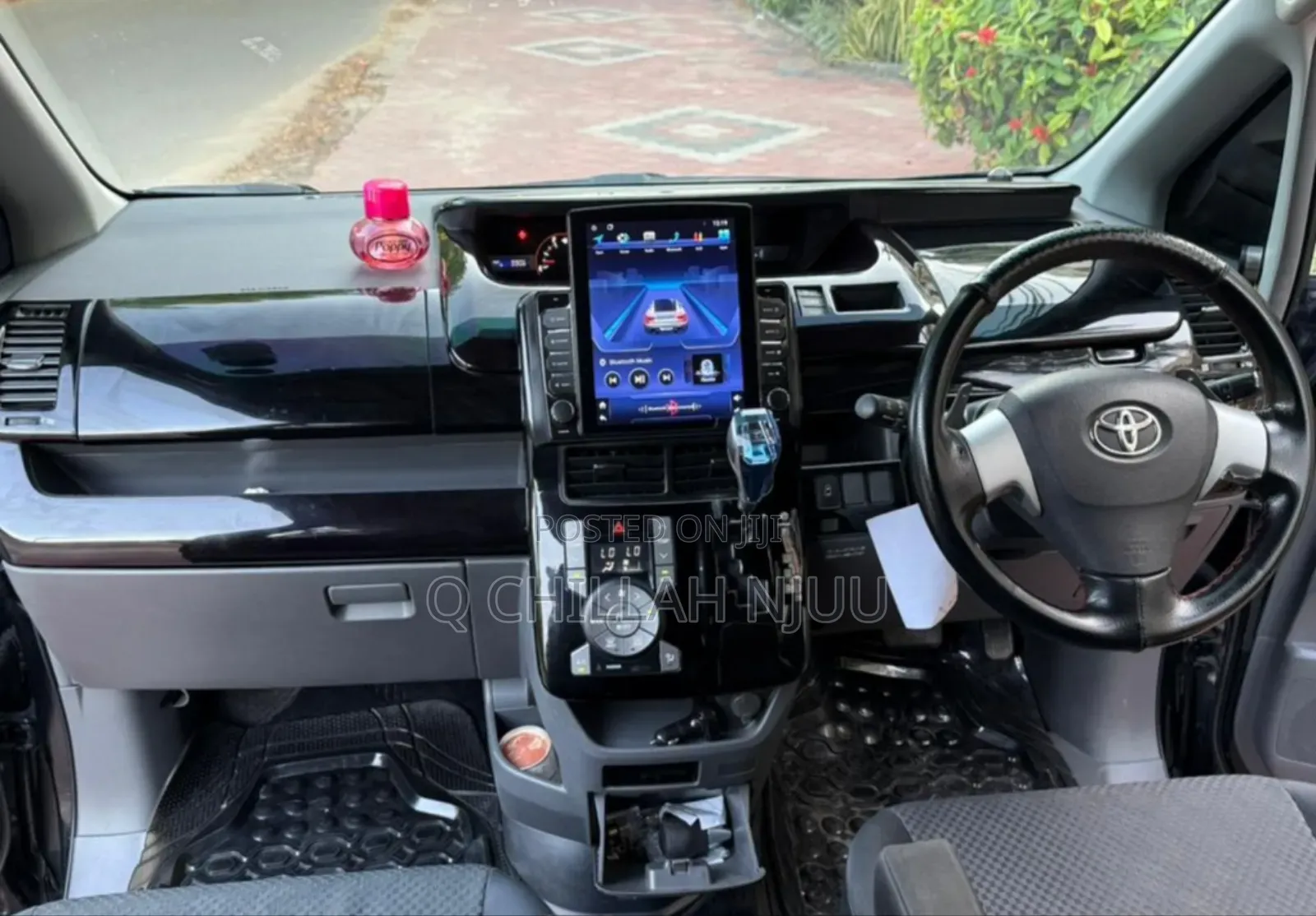 Toyota Noah 2009 Black