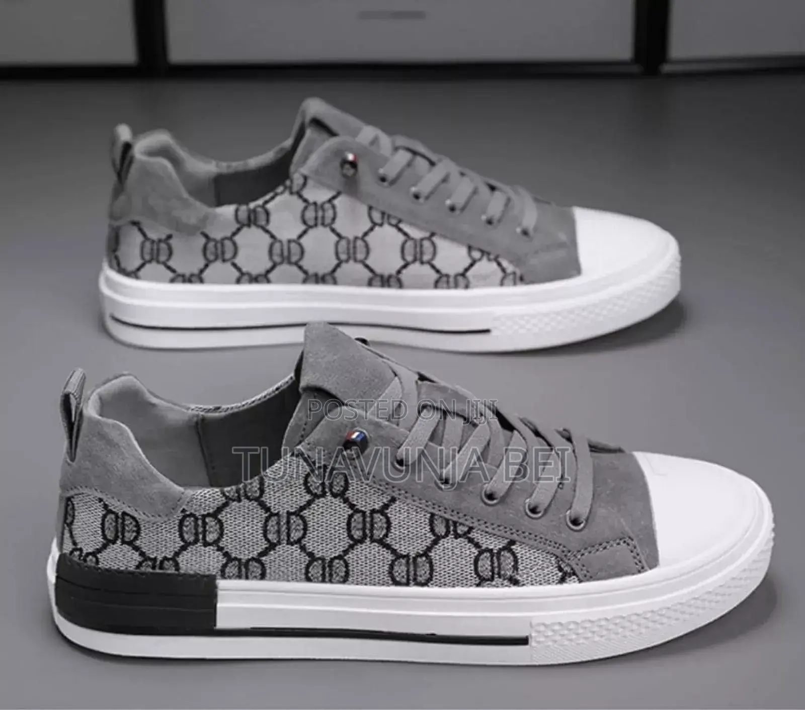 Simple Gucci