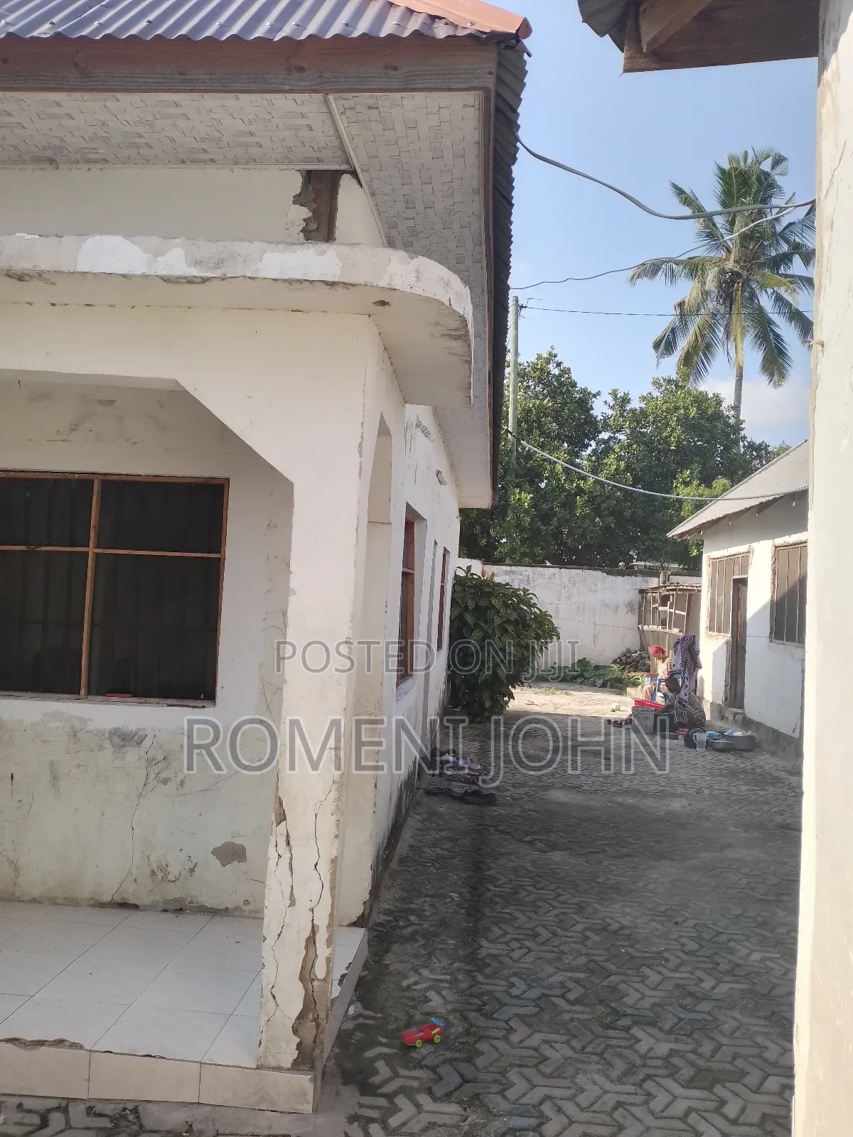 7bdrm House in Tanzania Daresalaam, Ilala for sale