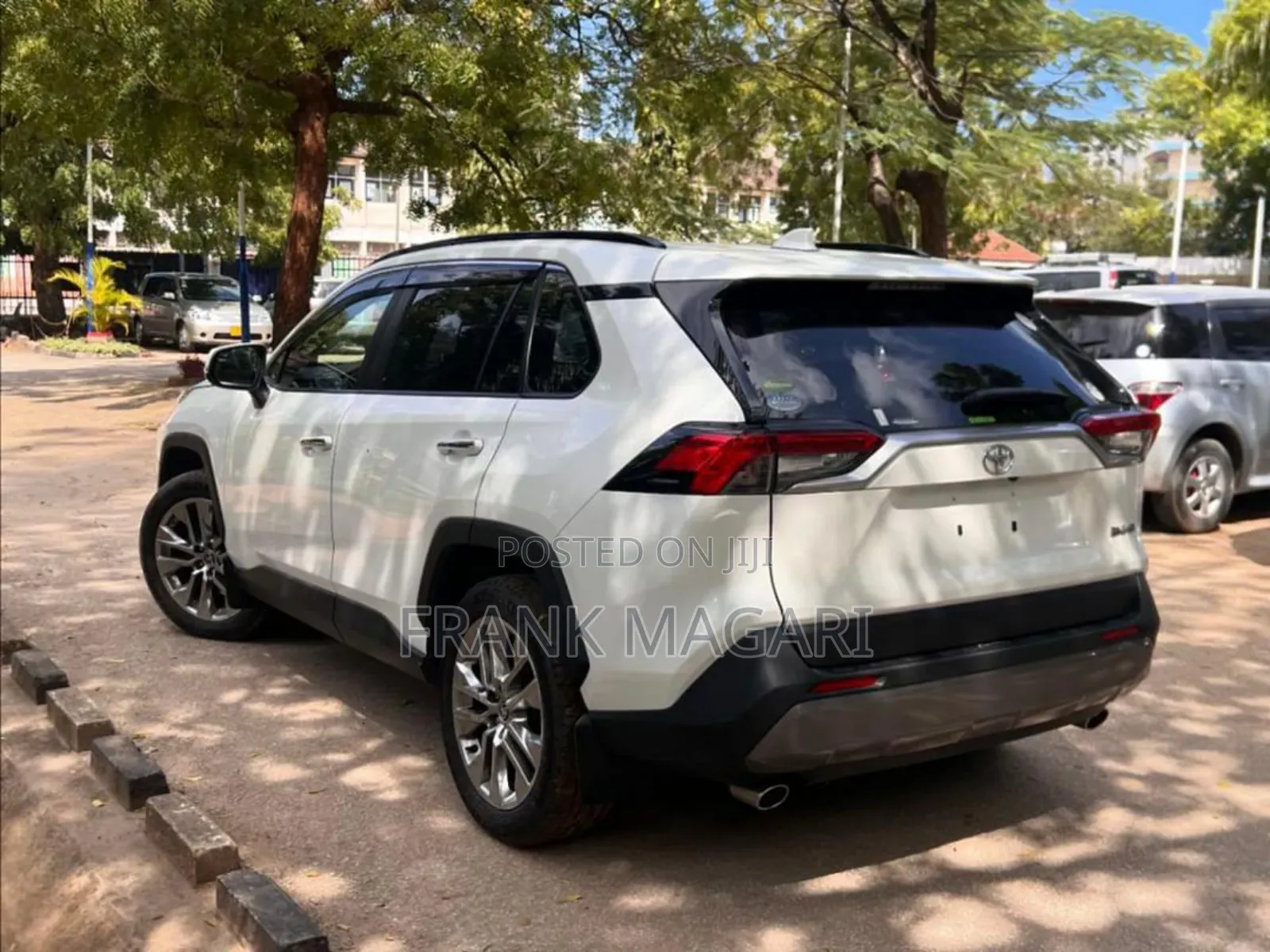 Toyota RAV4 2019 White