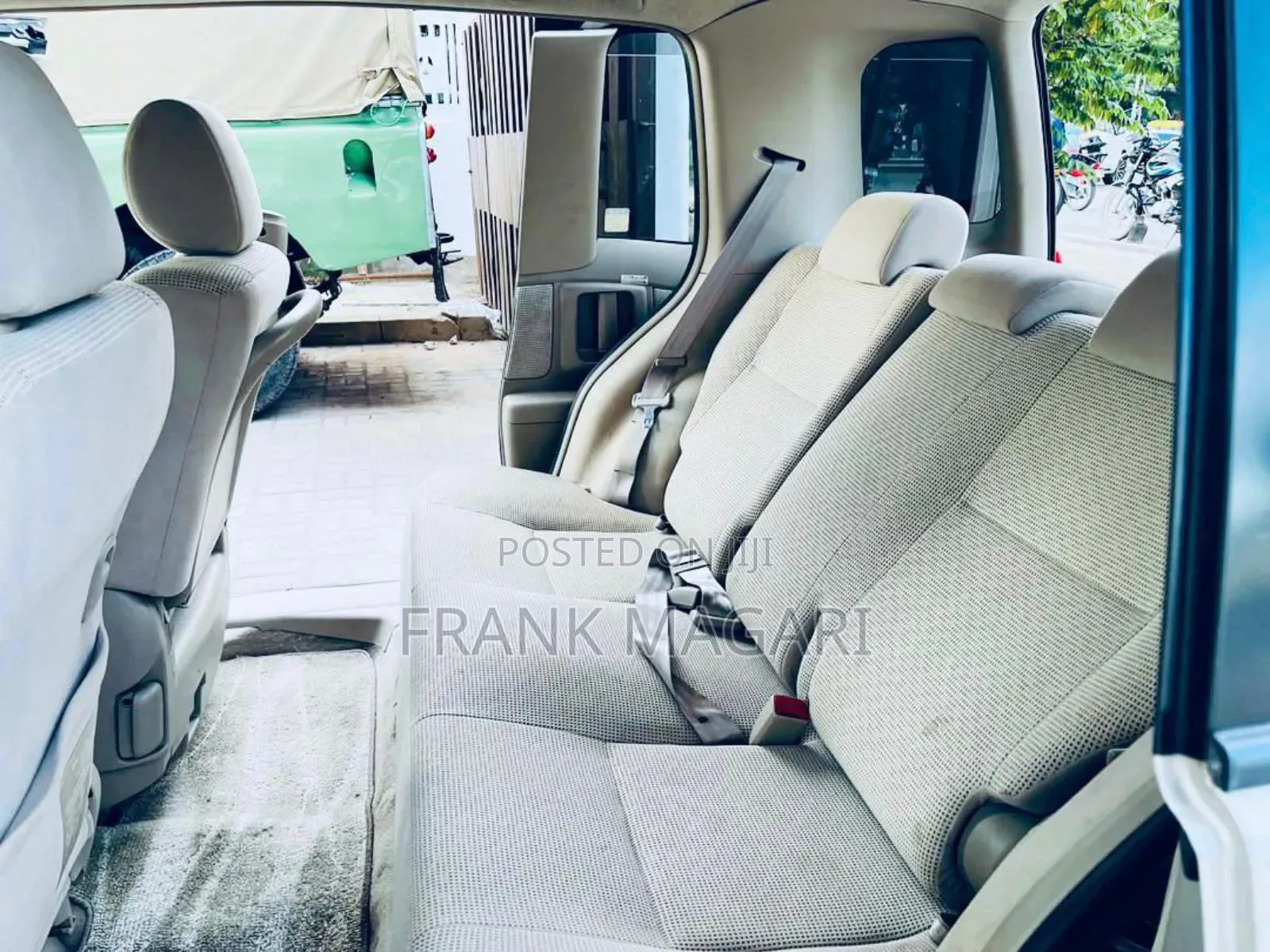 Toyota Raum 2003 Gold