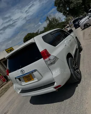 Toyota Land Cruiser Prado 2013 White