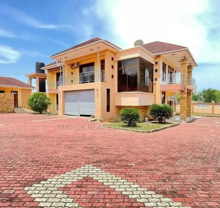 Furnished 5bdrm House in Boko, Bunju for rent