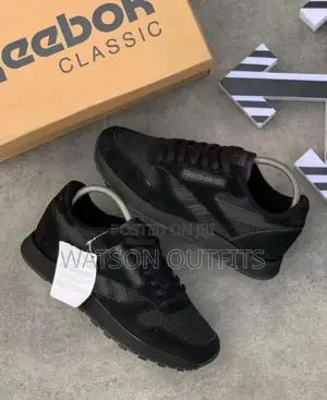 Reebok Sneakers/Shoes With Leather