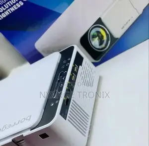 Smart Projector T5 Brand New