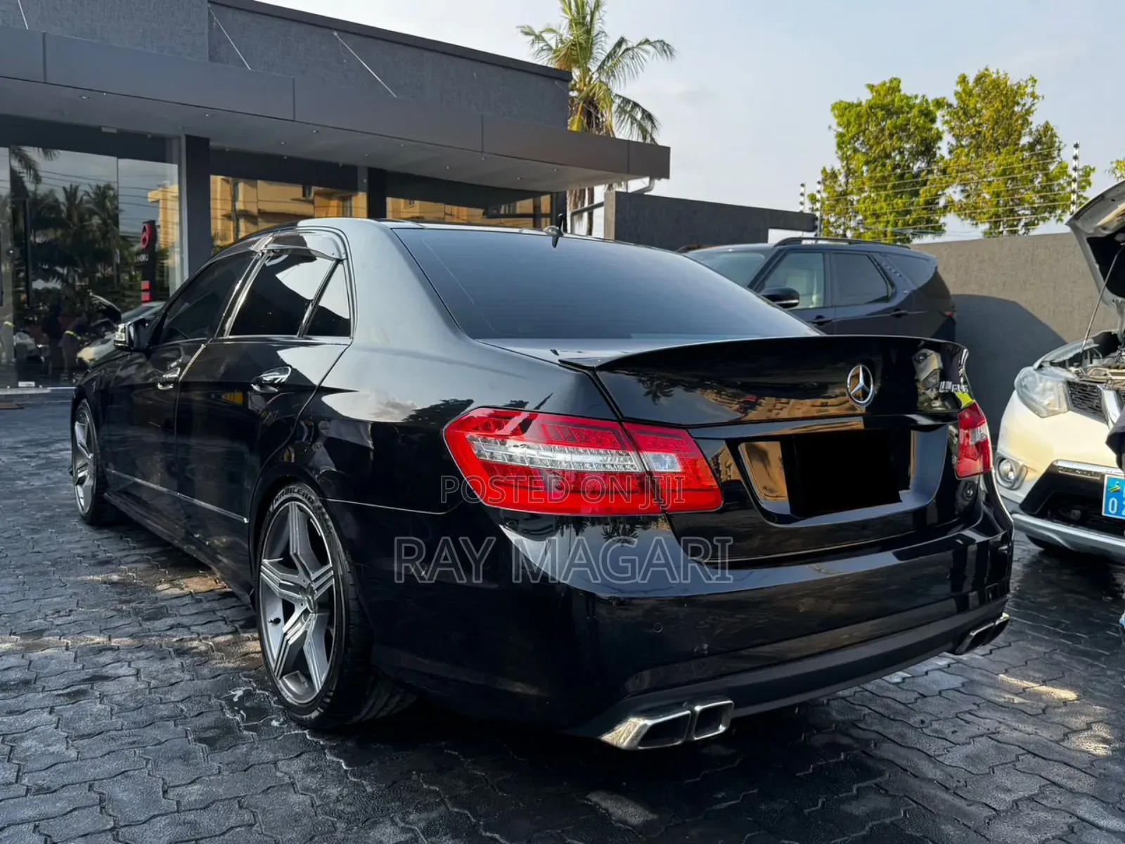 Mercedes-Benz E250 2010 Black