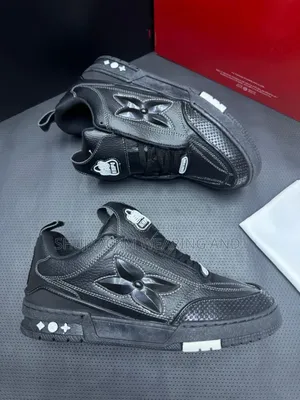 Louis Vuitton(Lv) Sneakers/Shoes