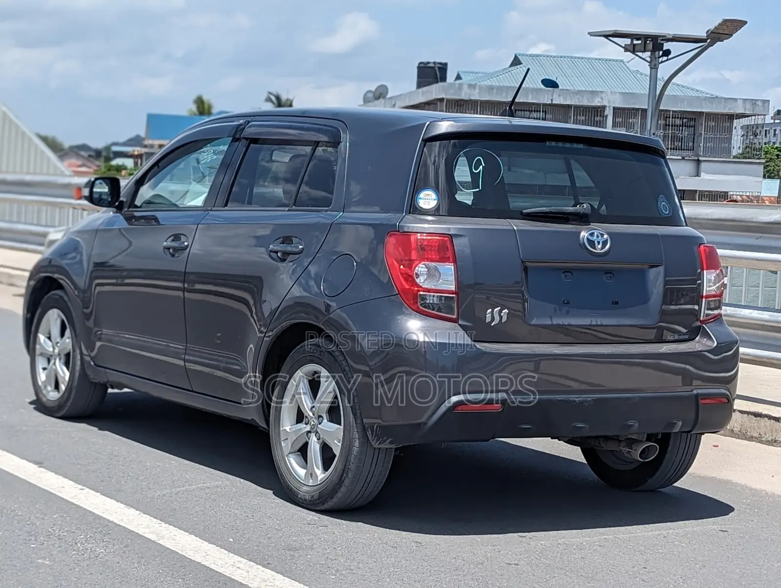 Toyota IST 2007 Gray