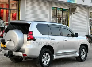 Toyota Land Cruiser Prado 2019 Silver